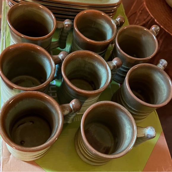 Sold - Picture 2 of 4